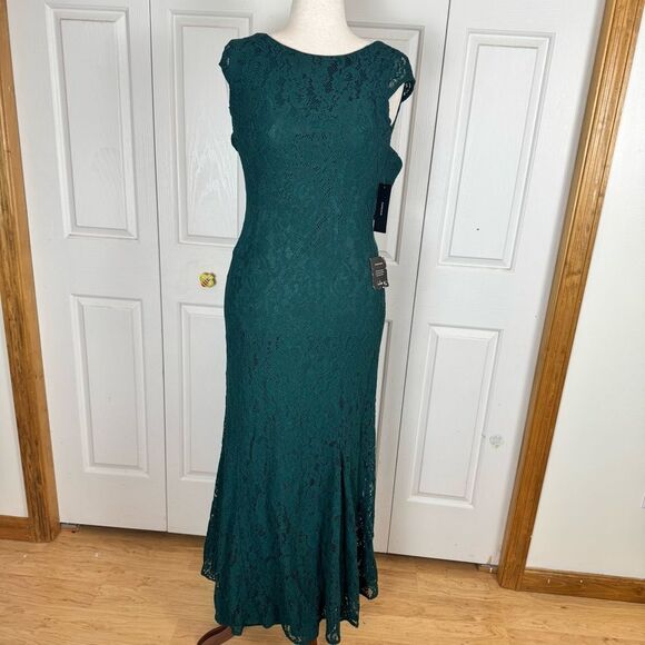 Lulu's Dresses & Skirts - Lulu's Green Lace Maxi Dress